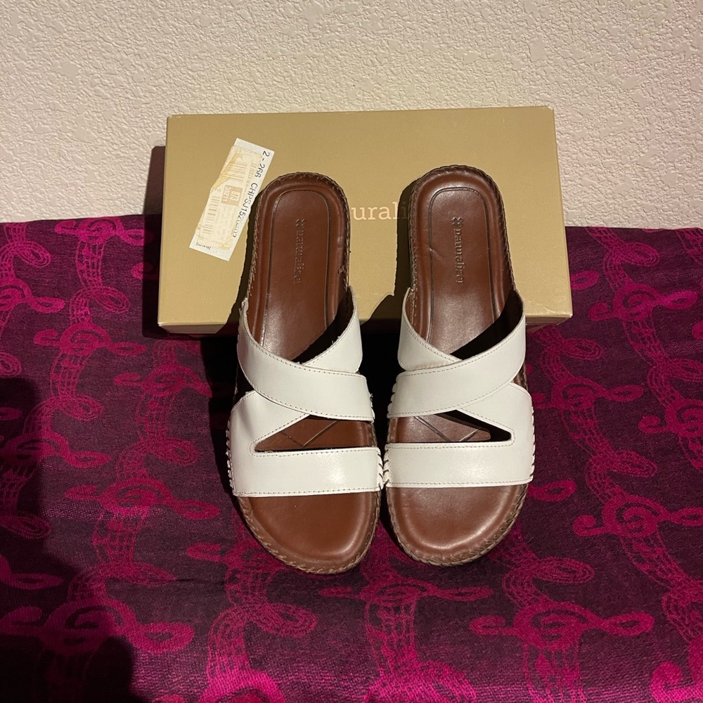 Naturalizer leather slide. 9.5 N